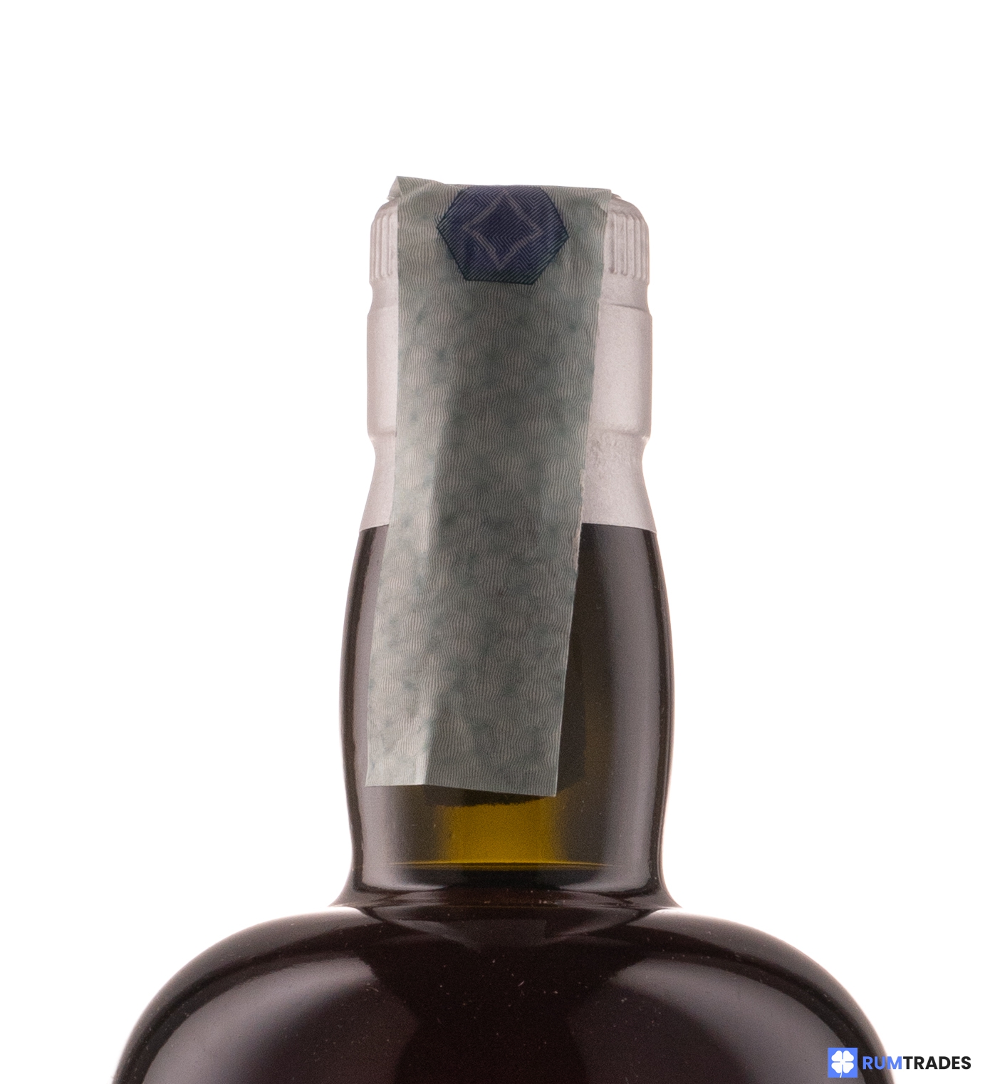 DENNERY SUPERIOR ST. LUCIAN RUM 43% SILVER SEAL